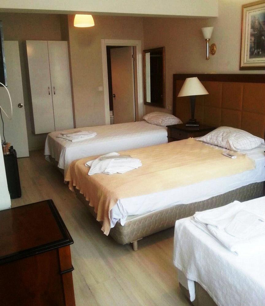 Academia Hotel Istanboel Buitenkant foto